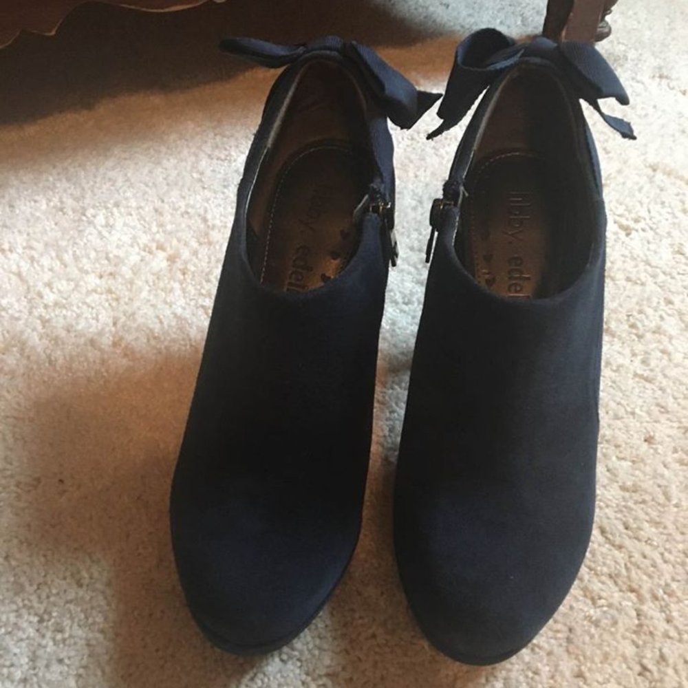 Gorgeous Blue Suede Booties